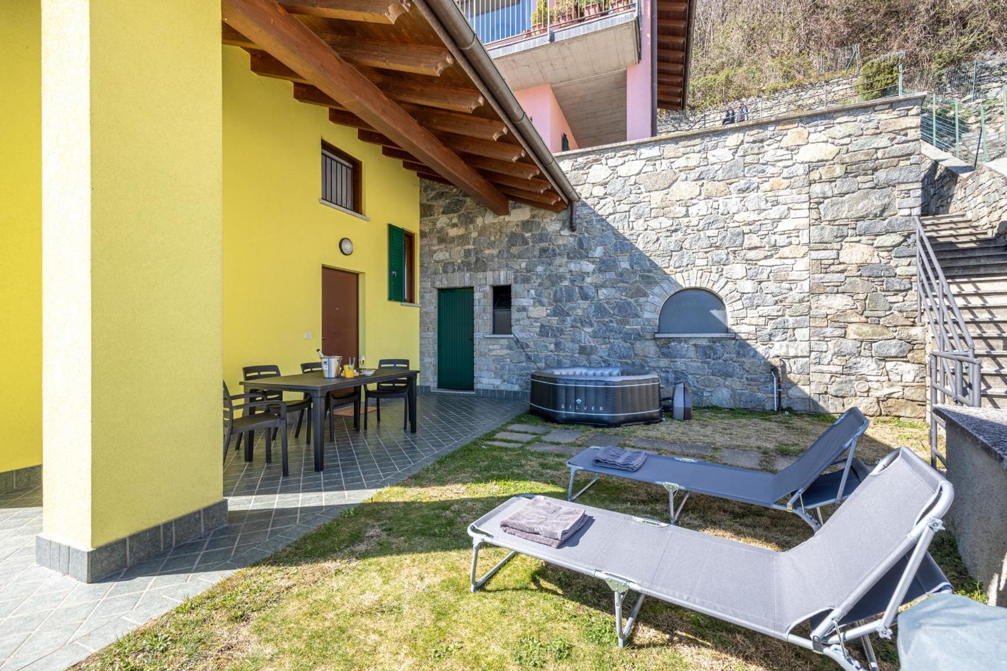 Lago Di Como - Luxury Panoramic Garden - Free Wifi Villa Gera Lario Exteriör bild
