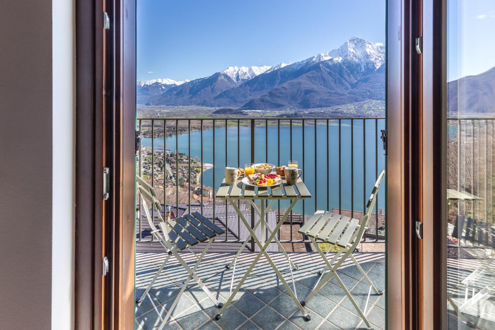 Lago Di Como - Luxury Panoramic Garden - Free Wifi Villa Gera Lario Exteriör bild
