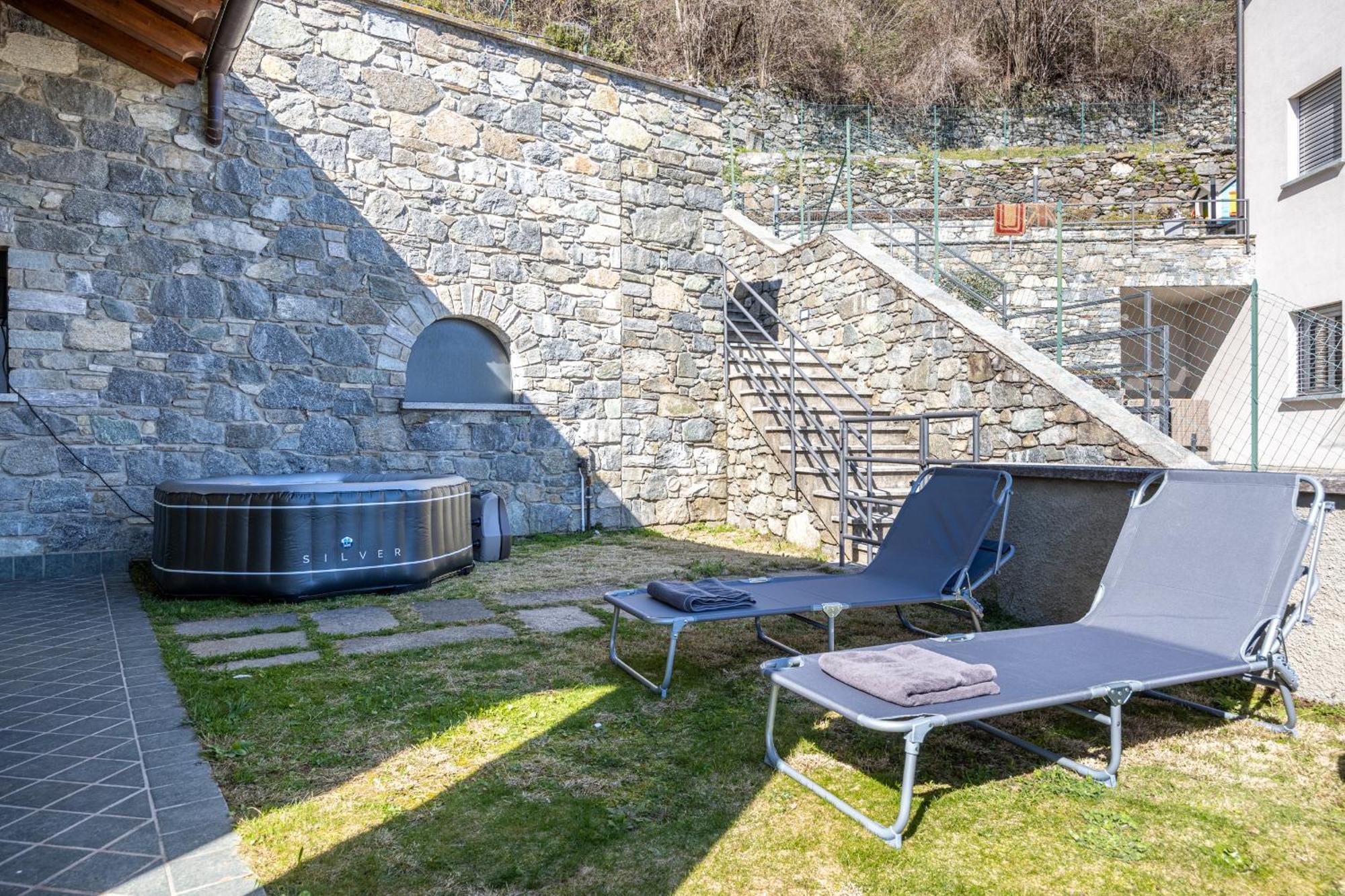 Lago Di Como - Luxury Panoramic Garden - Free Wifi Villa Gera Lario Exteriör bild